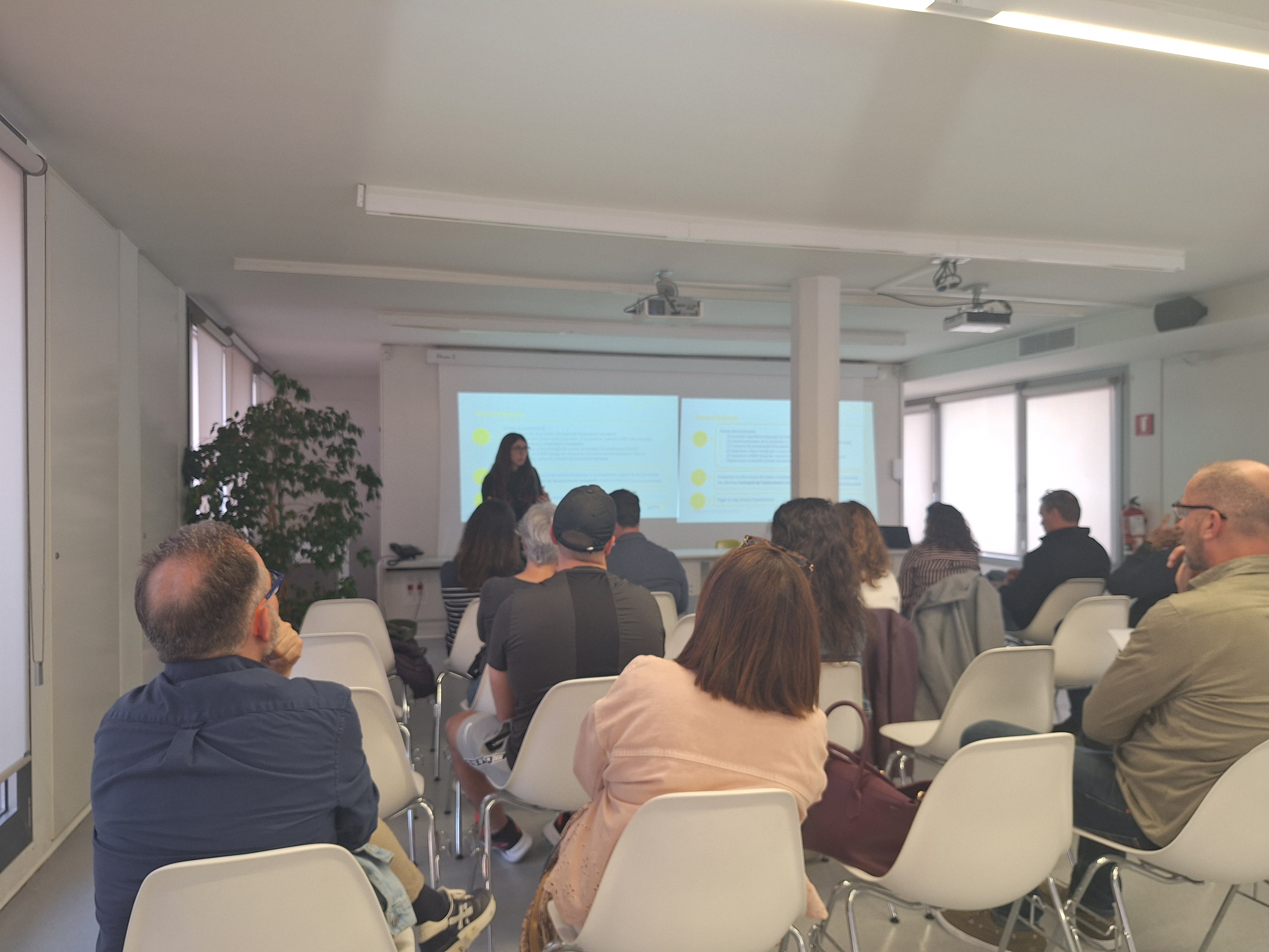 Reunió consum compartit Mas Carandell