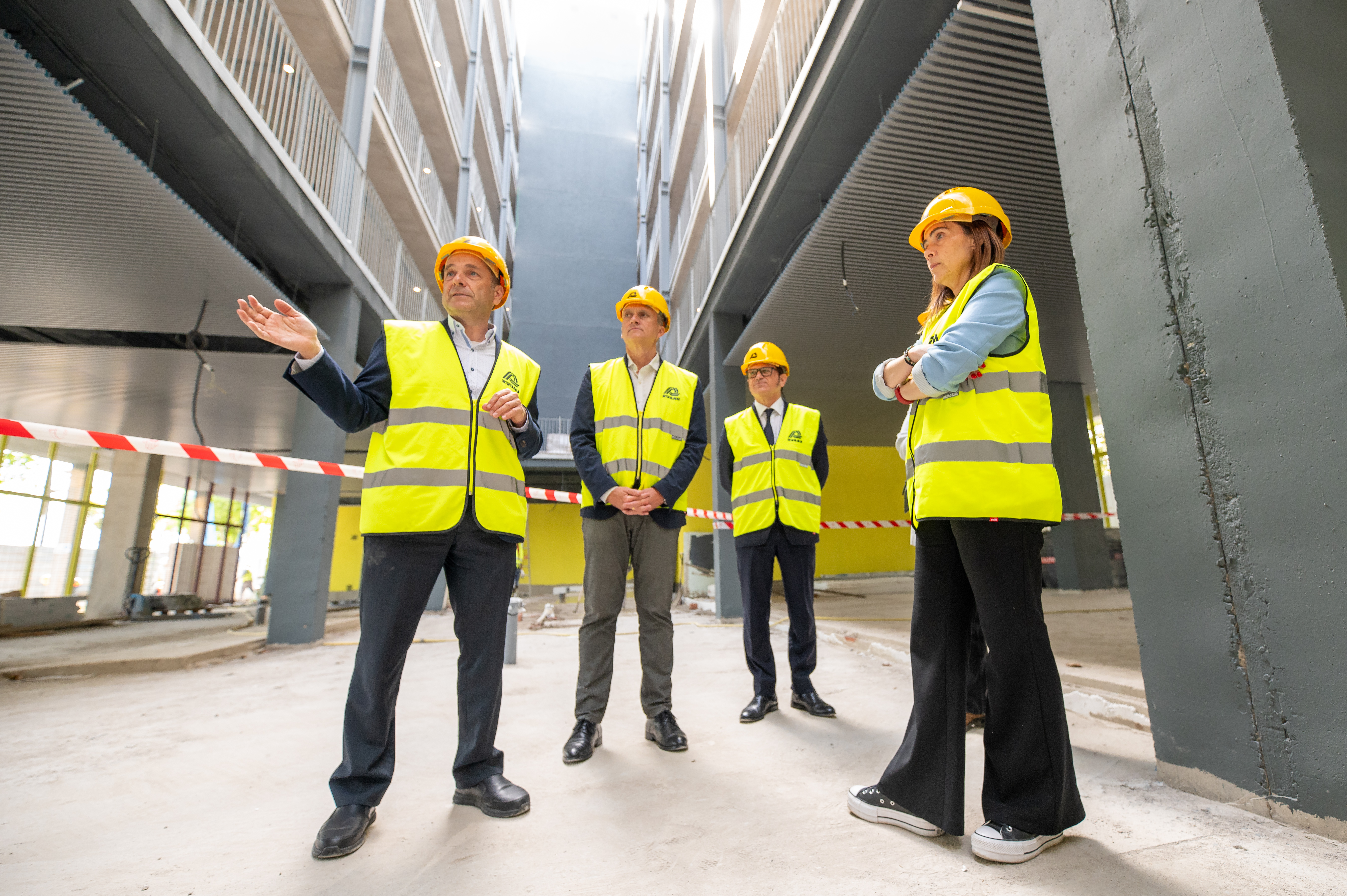 Visita d'obres a la promoció d'habitatge assequible de Mas Iglesias