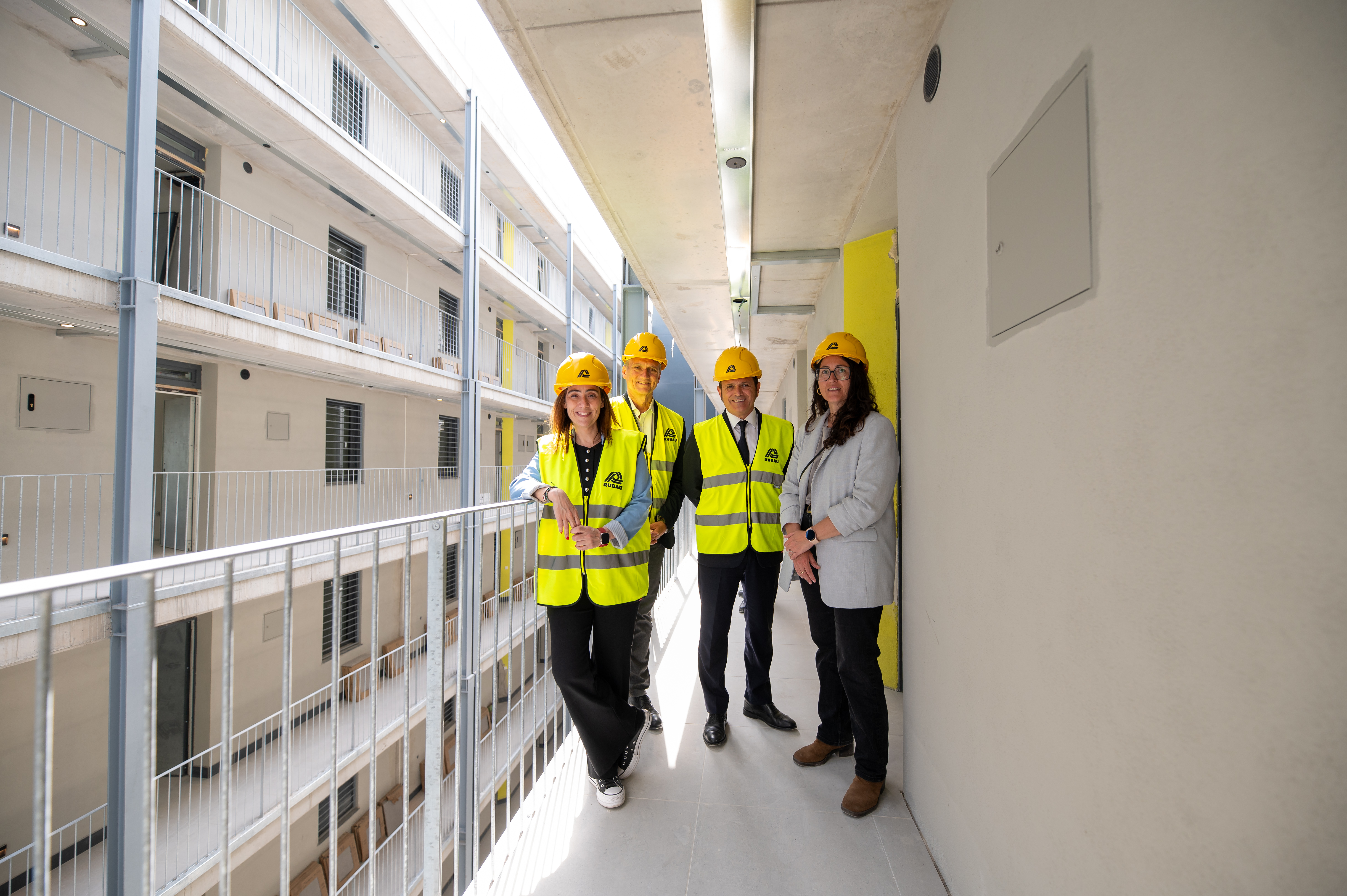 Visita d'obres a la promoció d'habitatge assequible de Mas Iglesias